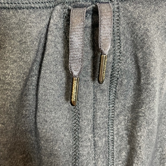 Lululemon Hot N Sweaty Skirt Size 6 ! - Picture 3 of 6